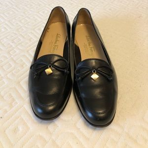 Salvatore Ferragamo shoes size 6.5